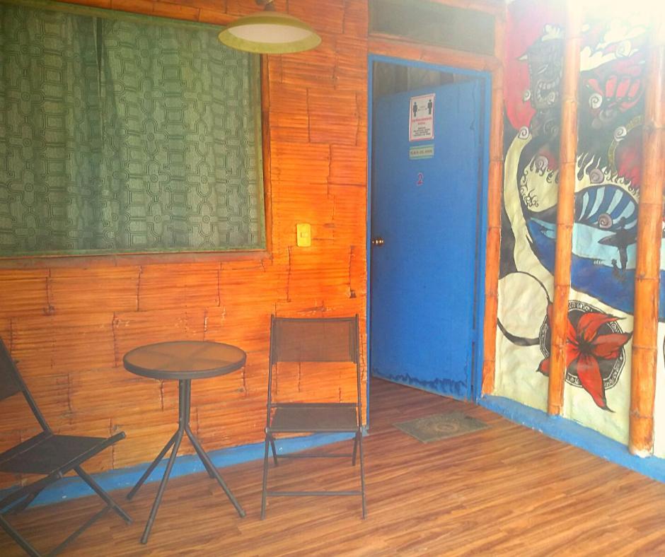 Saigon Backpackers Hostel Máncora Buitenkant foto